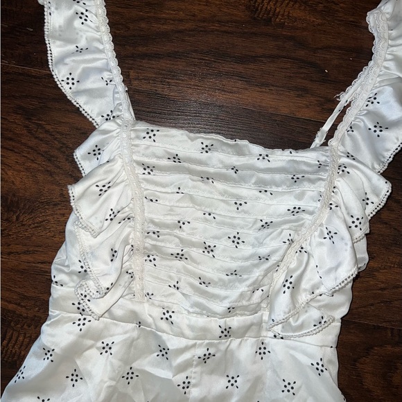 The JetSet Diaries X Free People White Ruffle Boho Rhapsody Romper XS $278 - Picture 2 of 4